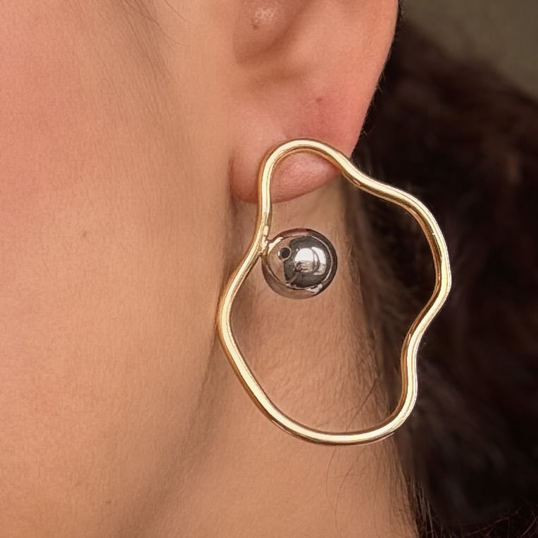 Brinco Celia Aro Dourado Bola Rodio